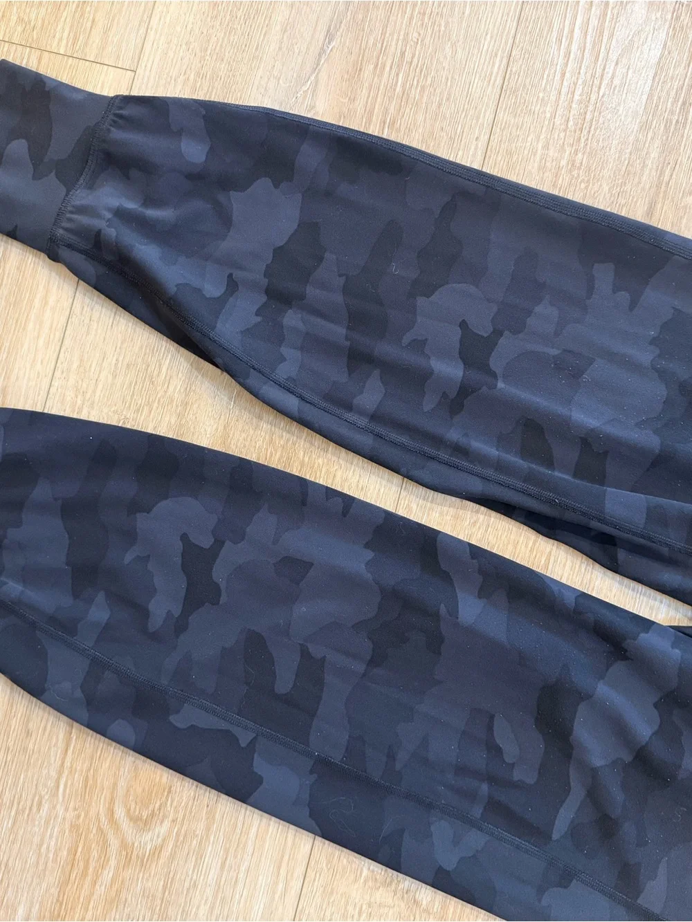 Lululemon Align Black Camo High-Rise Jogger Leggings Size 6